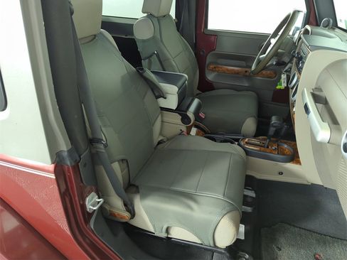 Used 2007 Jeep Wrangler Sahara w/ PWR Convenience Group image 31