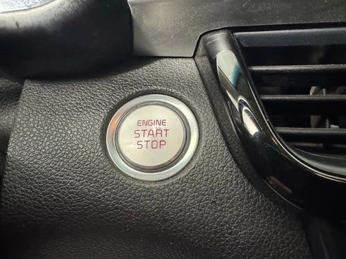 Used 2019 Kia Optima S FWD image 17