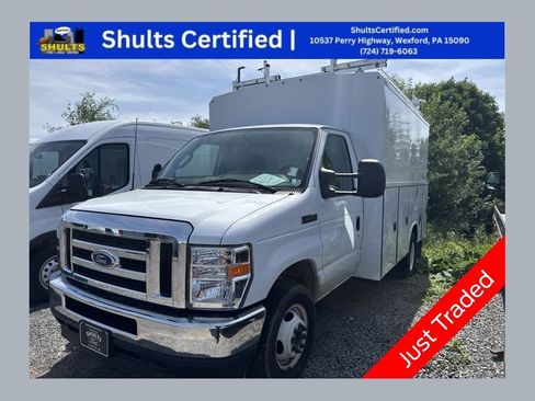 Used 2024 Ford E-350 and Econoline 350 Super Duty w/ Power Windows & Locks Group RWD image 1