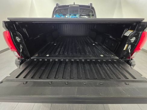Used 2023 Toyota Tacoma SR AWD/4WD image 21