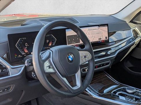 Certified 2026 BMW X7 xDrive40i w/ Premium Package AWD/4WD image 10