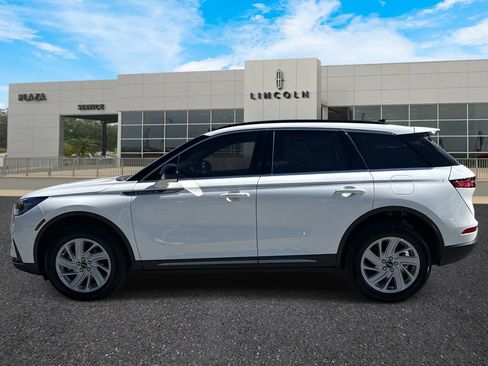 New 2026 Lincoln Corsair Premiere image 6