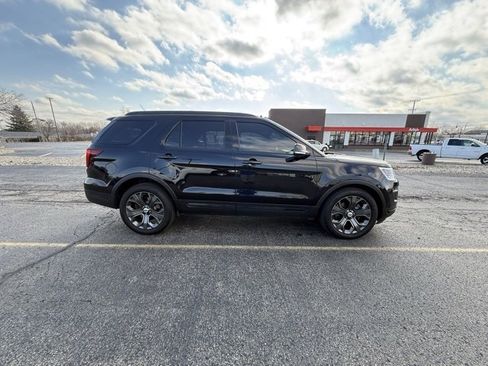 Used 2018 Ford Explorer Sport image 8