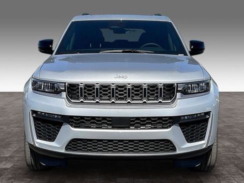 New 2026 Jeep Grand Cherokee Limited AWD/4WD image 14
