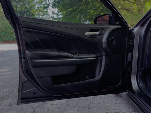 Used 2020 Dodge Charger R/T w/ Plus Group RWD image 32