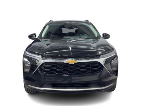 Used 2024 Chevrolet Trax LT w/ Driver Confidence Package image 6