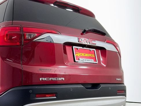 Used 2017 GMC Acadia SLT AWD/4WD image 28