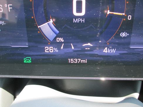 Used 2025 Chevrolet Equinox EV LT w/ Comfort Package AWD/4WD image 21