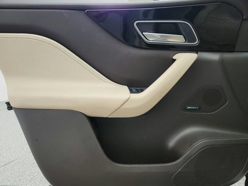 Used 2018 Jaguar F-PACE Prestige AWD/4WD image 26