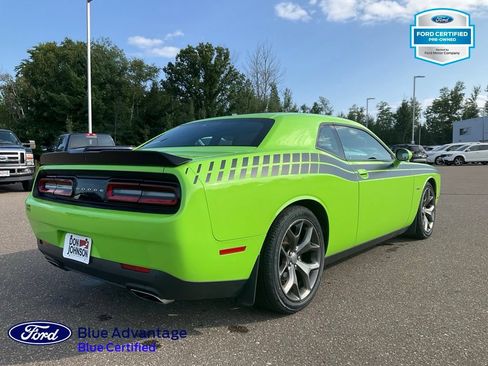 Used 2015 Dodge Challenger R/T w/ Quick Order Package 28B R/T RWD image 24