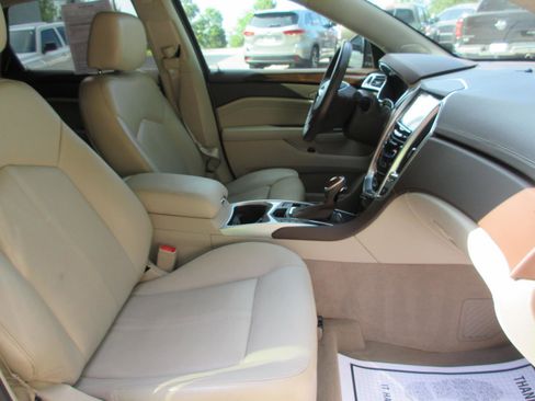 Used 2016 Cadillac SRX Luxury w/ Driver Awareness Package FWD image 22