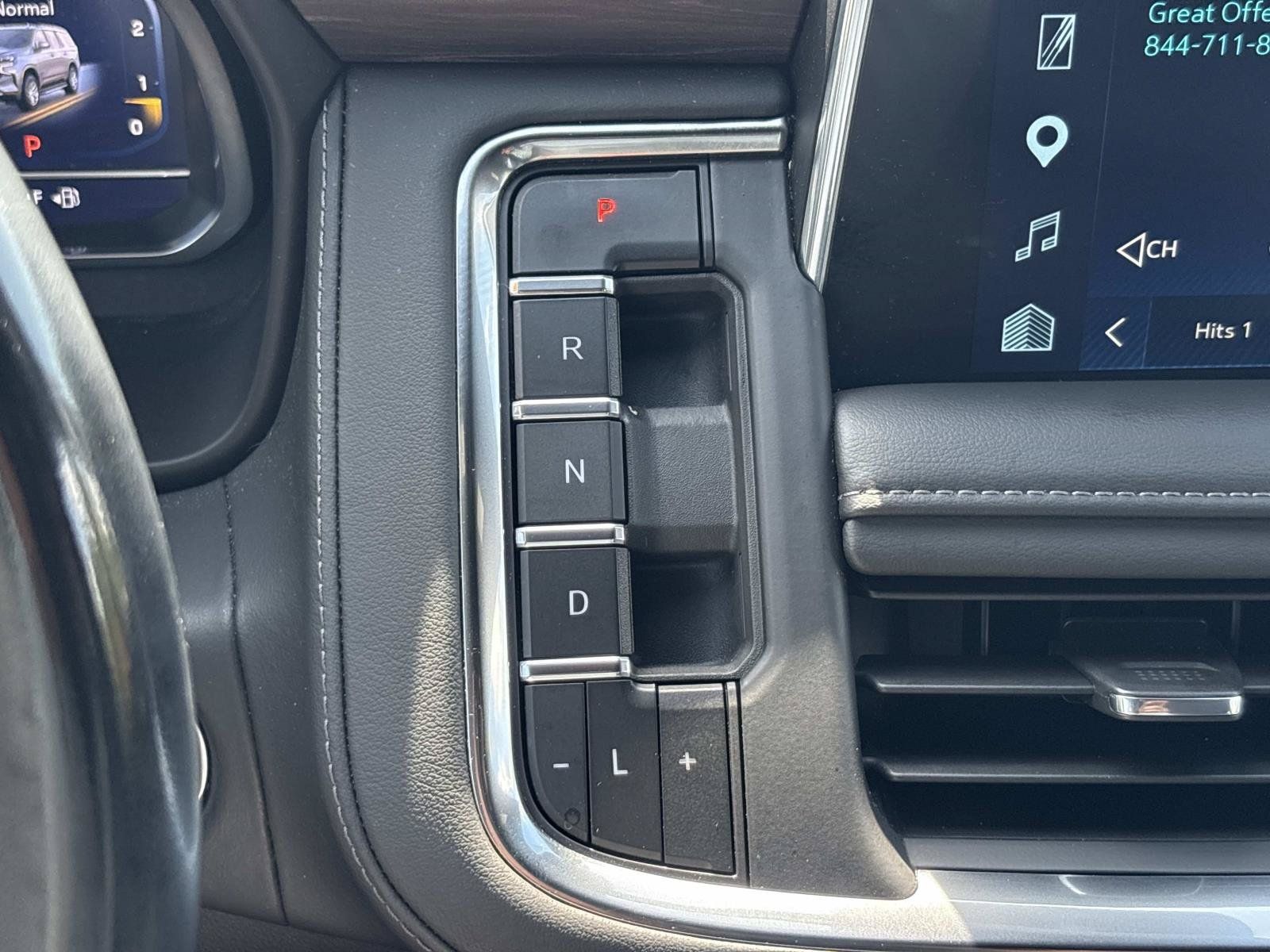 Used 2024 Chevrolet Tahoe LT w/ Luxury Package RWD image 21