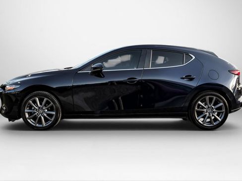Used 2022 MAZDA MAZDA3 s FWD image 9