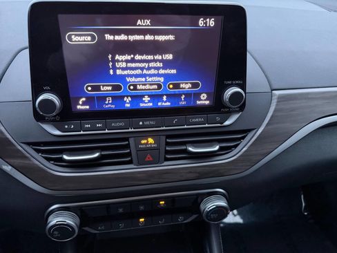 Used 2023 Nissan Altima 2.5 SV image 11