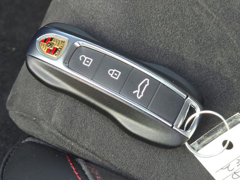 Certified 2025 Porsche 911 Carrera 4 GTS image 43