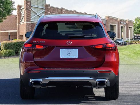 New 2026 Mercedes-Benz GLA 250 image 5