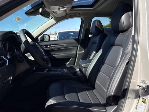 New 2025 MAZDA CX-5 AWD 2.5 S w/ Preferred Package image 9