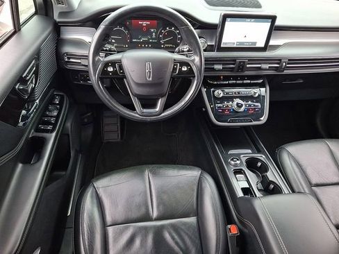 Used 2020 Lincoln Corsair AWD w/ Premium Package image 11