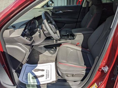 Used 2023 Buick Envision Essence w/ Sport Touring Package AWD/4WD image 9