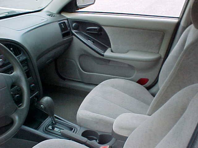 Used 2005 Hyundai Elantra GLS FWD image 18