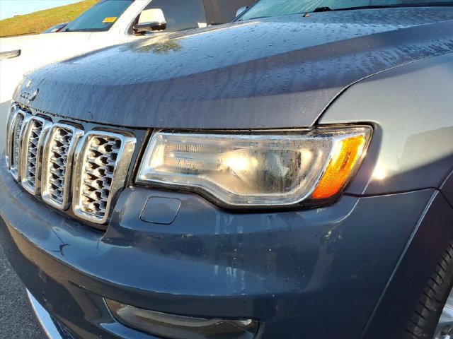 Used 2020 Jeep Grand Cherokee Summit AWD/4WD image 3