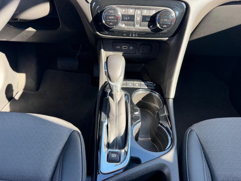 Used 2023 Buick Encore GX Select w/ Sport Touring Package FWD image 16