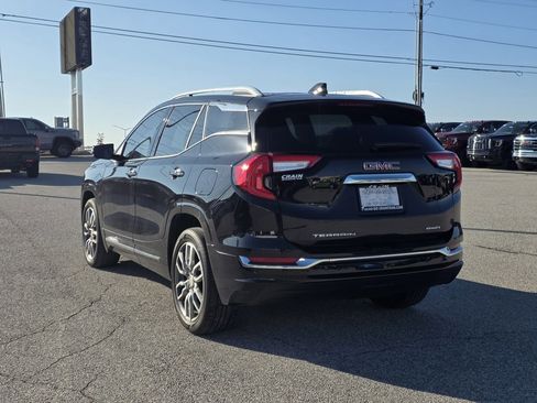 Used 2024 GMC Terrain Denali w/ Denali Premium Package image 5