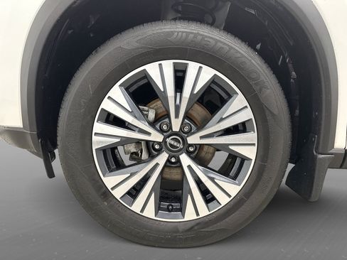 Used 2023 Nissan Rogue SV w/ SV Premium B Package AWD/4WD image 24