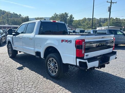 Used 2023 Ford F250 Limited w/ FX4 Off-Road Package AWD/4WD image 5
