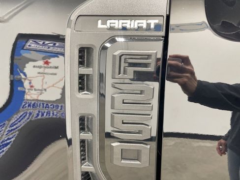 Used 2024 Ford F250 Lariat w/ Sport Appearance Package image 23