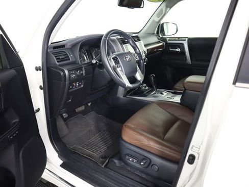 Used 2023 Toyota 4Runner Limited AWD/4WD image 31