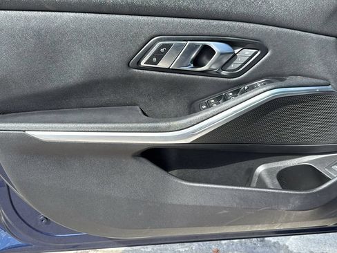 Used 2020 BMW 330i Sedan w/ Convenience Package RWD image 18