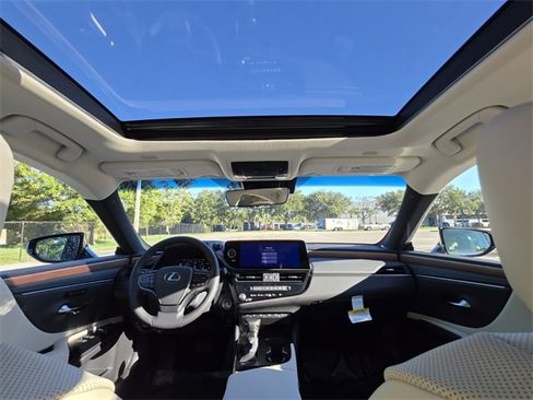 New 2025 Lexus ES 350 w/ Premium Package image 19