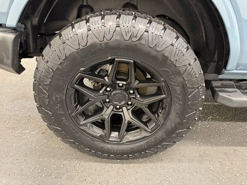 Used 2023 Ford Bronco Outer Banks image 20