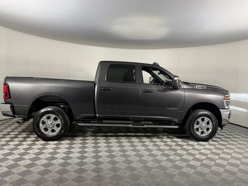 Certified 2025 RAM 2500 Big Horn AWD/4WD image 6