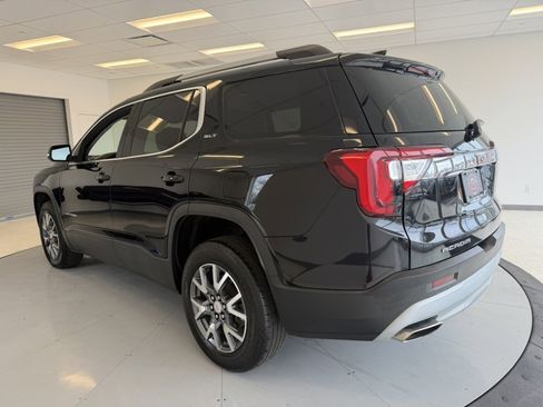 Used 2023 GMC Acadia SLT AWD/4WD image 5