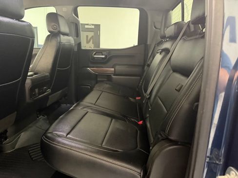 Used 2021 Chevrolet Silverado 1500 LT Trail Boss w/ Convenience Package II AWD/4WD image 15