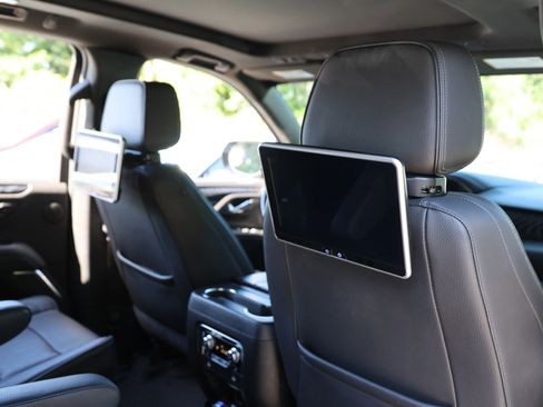 Used 2021 GMC Yukon XL Denali w/ Denali Premium Package AWD/4WD image 52
