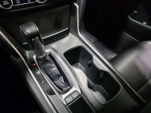 Used 2020 Honda Accord Sport image 34
