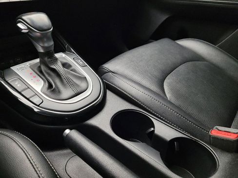 Used 2020 Kia Forte EX image 26