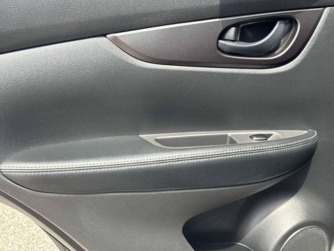 Certified 2021 Nissan Rogue Sport S FWD image 12