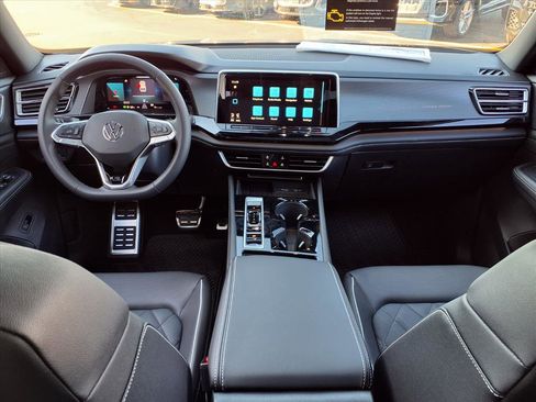 New 2026 Volkswagen Atlas Cross Sport SEL Premium R-Line image 6