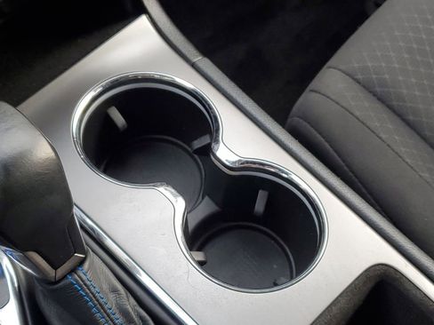 Used 2018 Jeep Grand Cherokee Laredo image 23