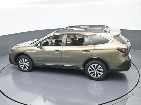 Used 2021 Subaru Outback Premium image 48