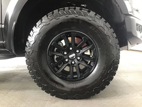 Used 2024 Ford F150 Raptor AWD/4WD image 12