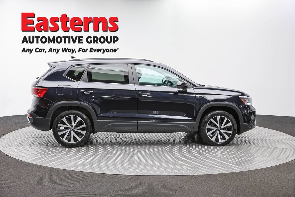 Used 2022 Volkswagen Taos SE AWD/4WD image 4