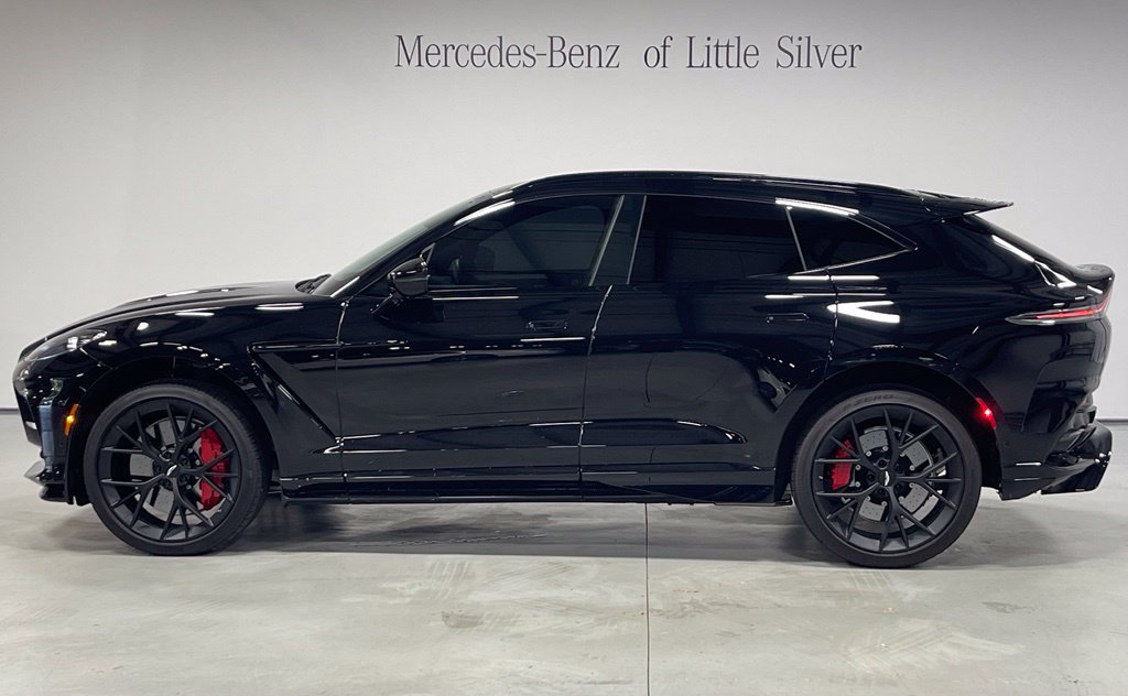 Used 2025 Aston Martin DBX 707 AWD/4WD image 2