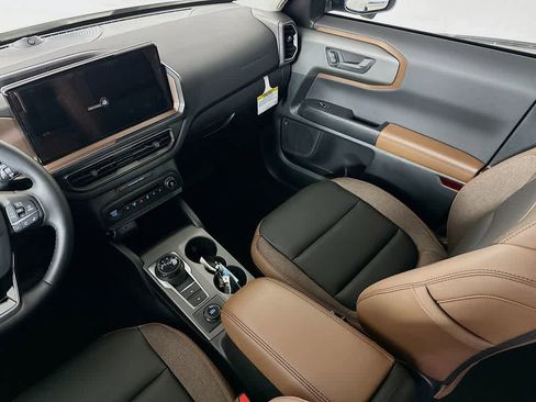 New 2025 Ford Bronco Sport Outer Banks w/ Outer Banks Tech Package+ image 11