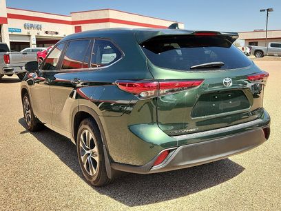 Used 2023 Toyota Highlander XLE
