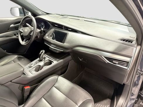 Certified 2023 Cadillac XT4 Premium Luxury w/ Technology Package image 25
